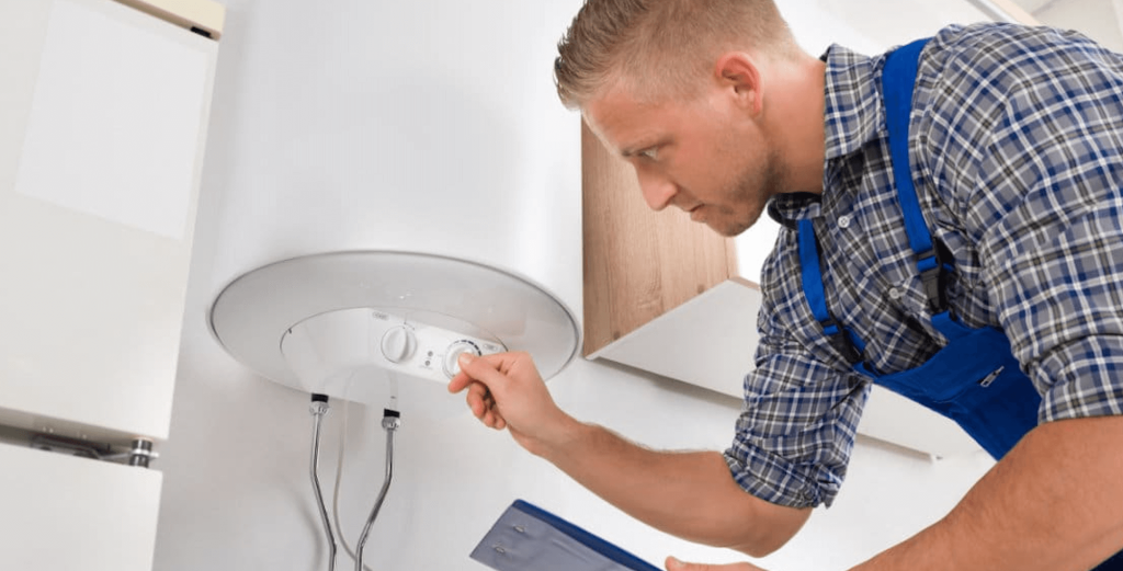 Hoe lang blijft water warm in een boiler?