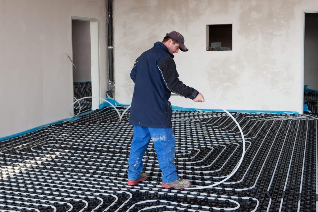 Waar vloerverwarming leggen en welke plekken kun je beter overslaan?