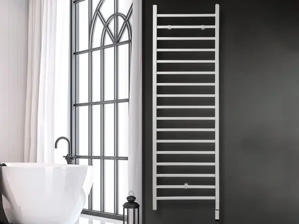 Masterwatt Venezia white badkamer radiator 300 Watt, 530 x 1370 x 85 mm