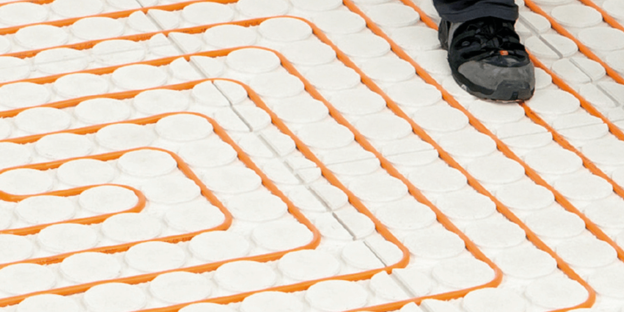 Hoe diep leg ik vloerverwarming?