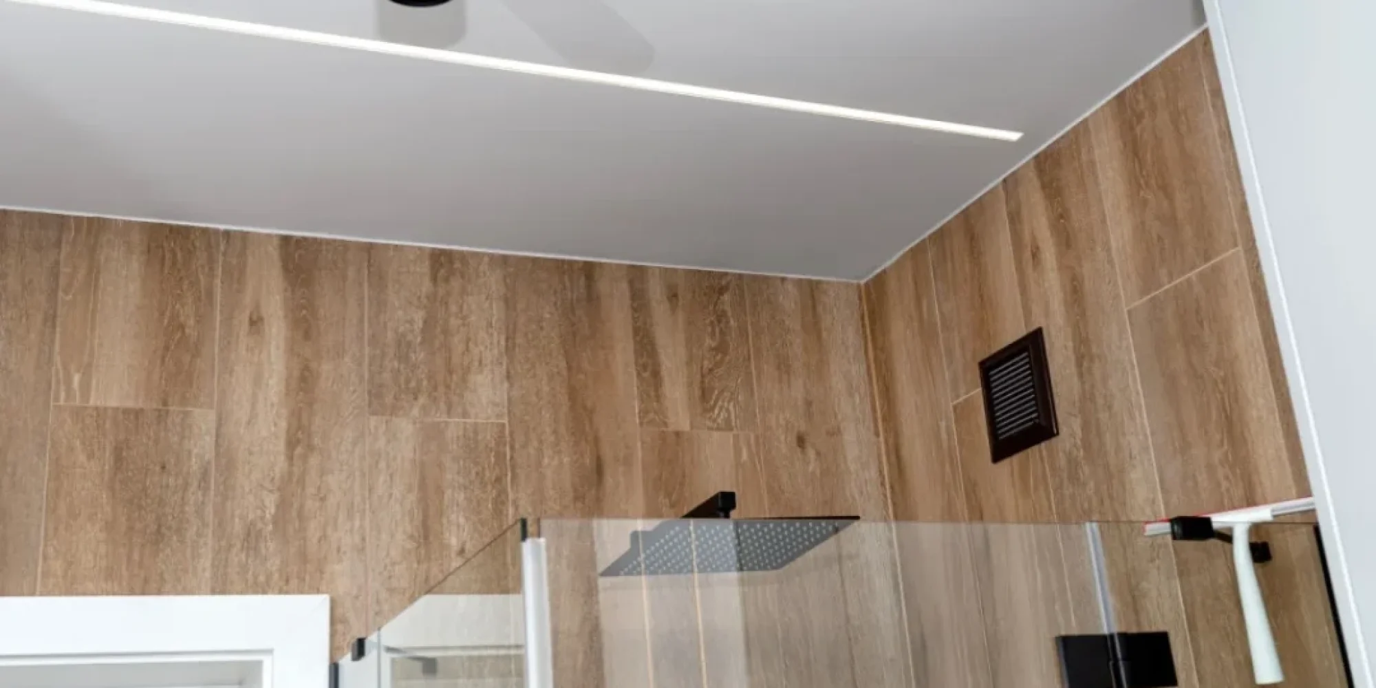 Hoe herkent u slechte ventilatie in uw badkamer?