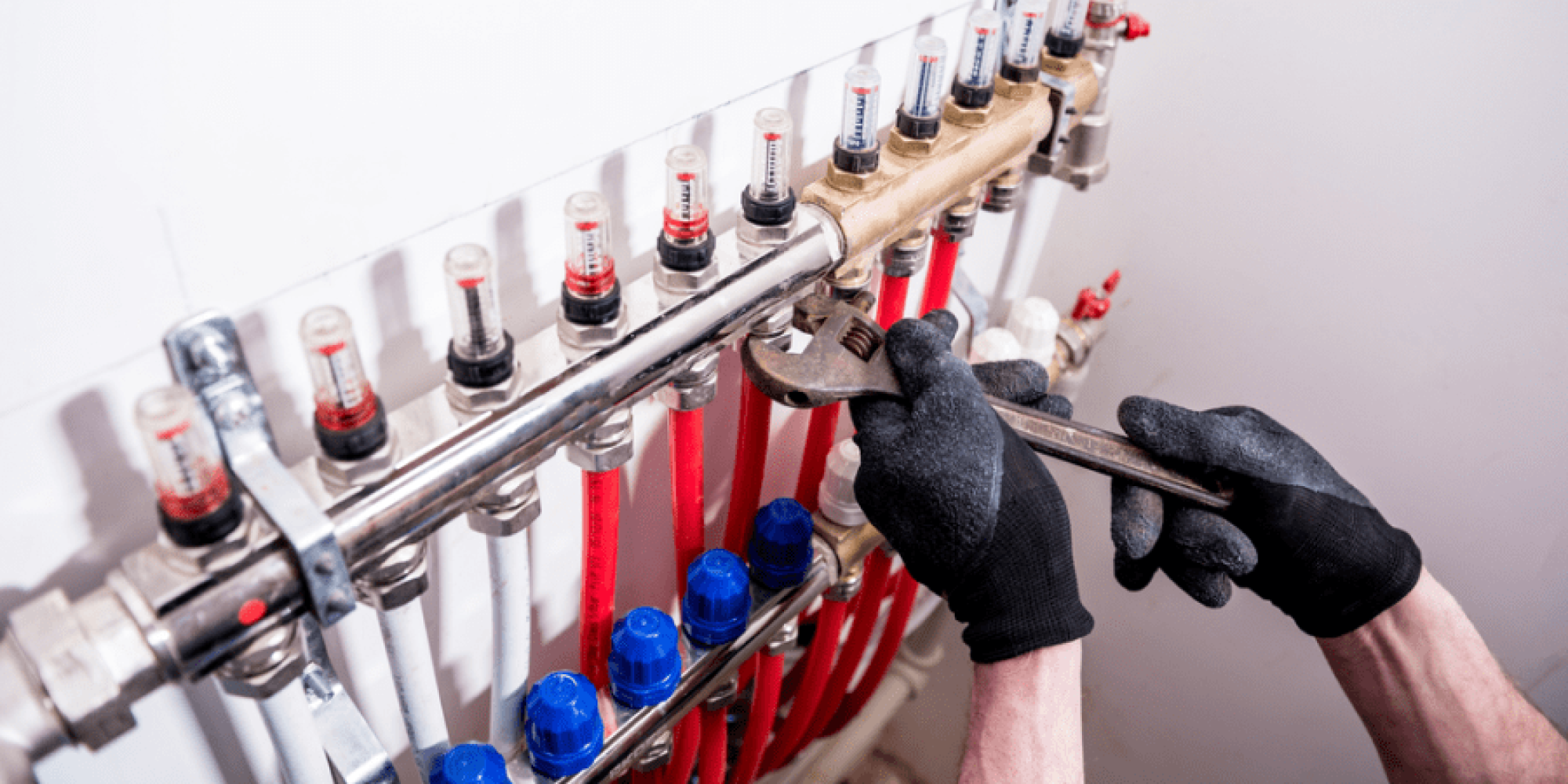 hoe-u-de-vloerverwarming-verdeler-optimaal-instelt Hoe u de vloerverwarming verdeler optimaal instelt voor verschillende vloersoorten